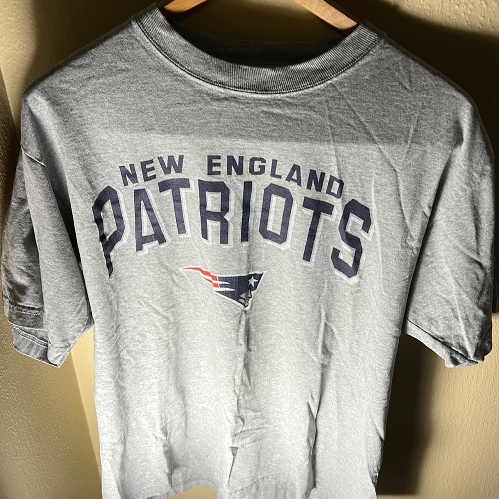 NFL Reebok Mens New England Patriots Tee Color Gray Size Medium
